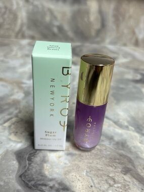 Byrroh New York Sugar Plum Shimmer Lip Oil - Purple